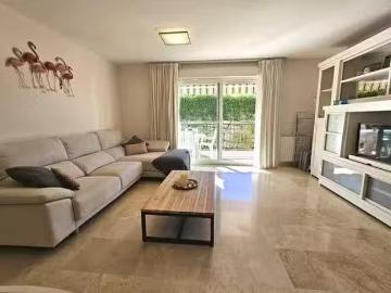 Piso de 2 habitaciones en Marbella