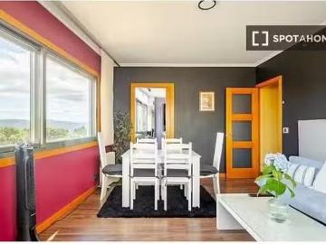Piso de 2 habitaciones en alquiler en Mos, Vigo