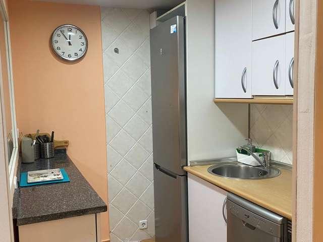 Piso de 2 habitaciones en alquiler en Niño Jesús, Madrid