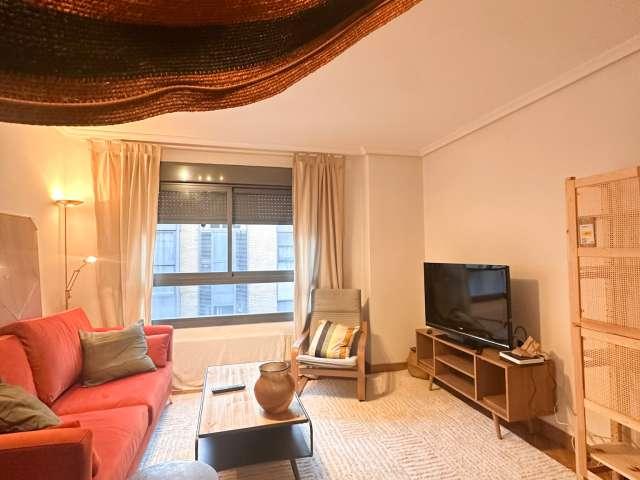 Piso de 2 habitaciones en alquiler en Berruguete, Madrid