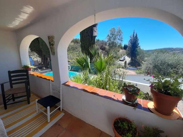 Piso de 2 habitaciones en alquiler en Coín, Málaga