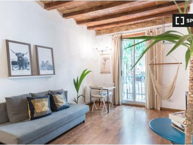 Piso de 2 habitaciones en alquiler en El Poble Sec, todos los gastos incluidos