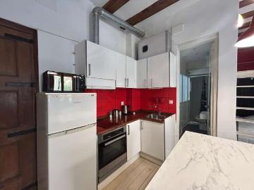 Piso de 2 habitaciones en alquiler en El Raval, Barcelona