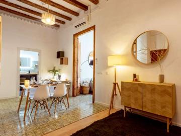 Piso de 2 habitaciones en alquiler en El Raval, Barcelona