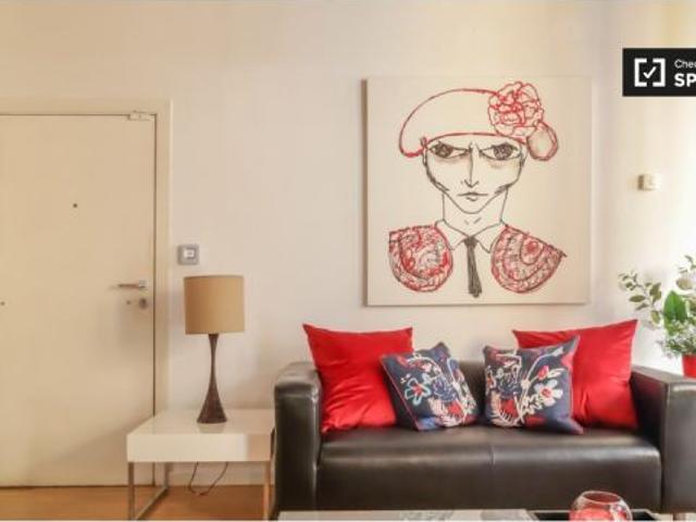 Piso de 2 habitaciones en alquiler en Embajadores apto para profesionales y parejas