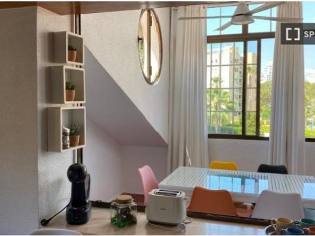 Piso de 2 habitaciones en alquiler en Finestrat, gastos incluidos