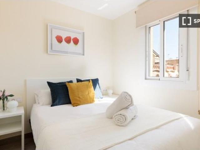 Piso de 2 habitaciones en alquiler en La Barceloneta, no se permiten mascotas ni fumar