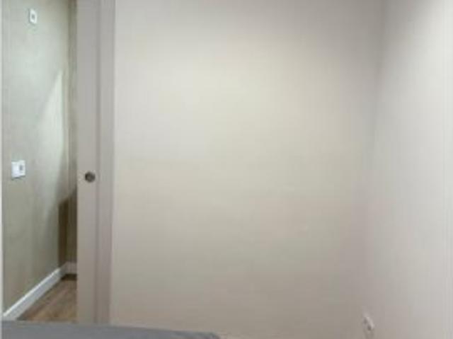 Piso de 2 habitaciones en alquiler en La Barceloneta, perfecto para trabajadores y estudiantes de po