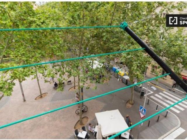 Piso de 2 habitaciones en alquiler en La Barceloneta, solo para profesionales