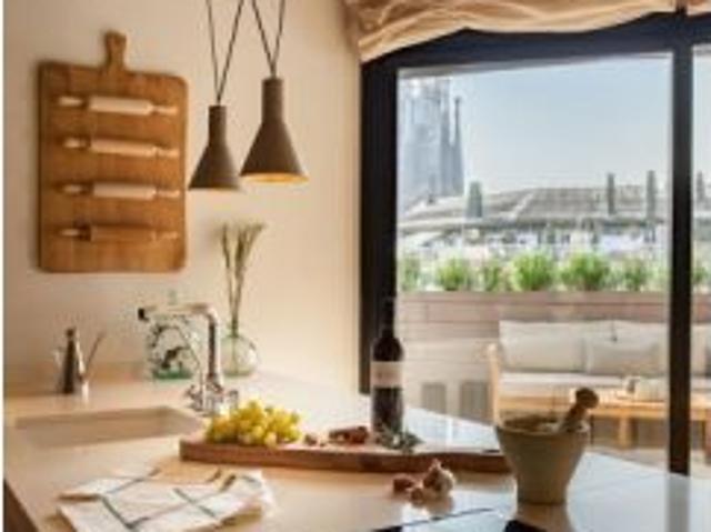 Piso de 2 habitaciones en alquiler en La Sagrada Familla