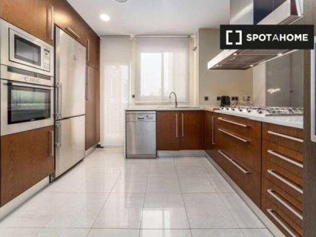 Piso de 2 habitaciones en alquiler en La Seu, gastos incluidos