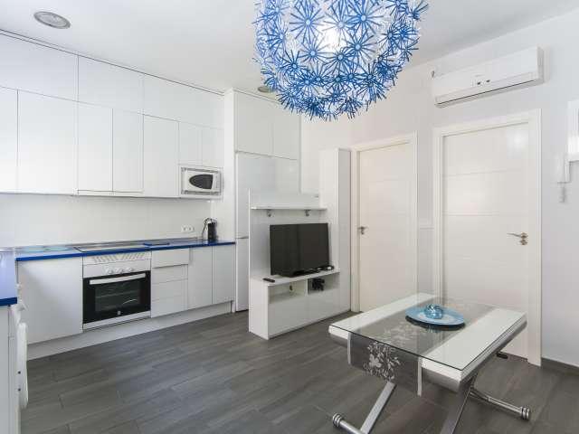 Piso de 2 habitaciones en alquiler en Puerta del Ángel, Madrid