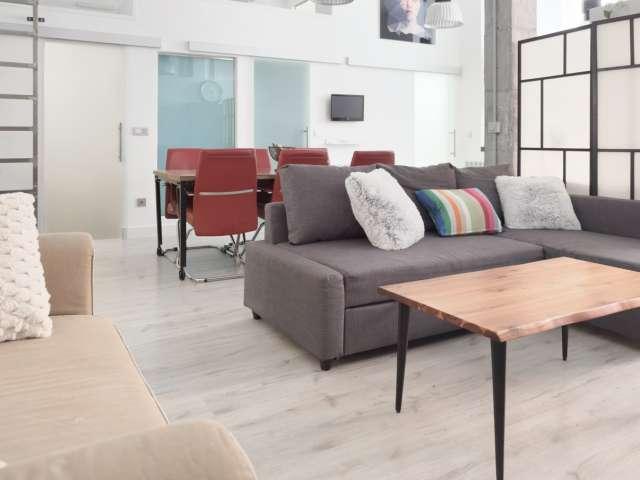 Piso de 2 habitaciones en alquiler en Pradolongo, Madrid