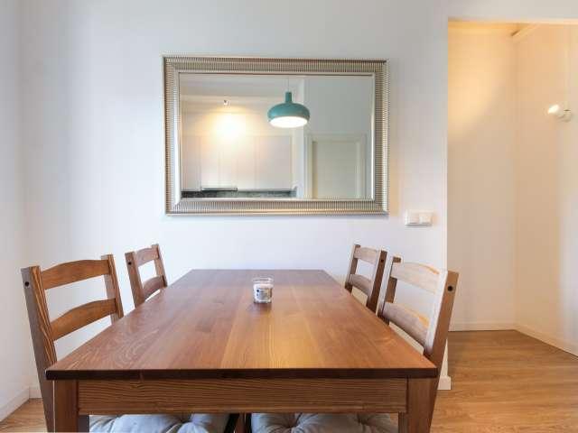Piso de 2 habitaciones en alquiler en Sant Antoni, Barcelona
