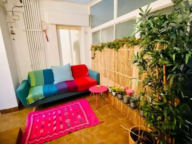Piso de 2 habitaciones en alquiler en Sant Antoni, Barcelona