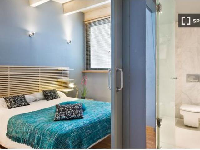Piso de 2 habitaciones en alquiler en Sant Gervasi Galvany con balcón o terraza