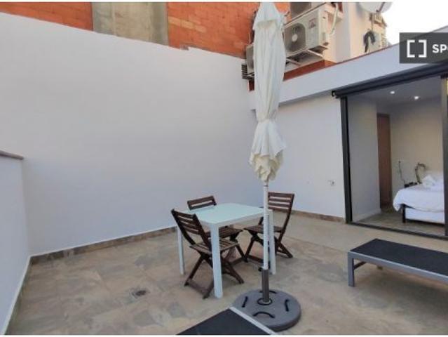 Piso de 2 habitaciones en alquiler en Sant Gervasi Galvany, gastos incluidos