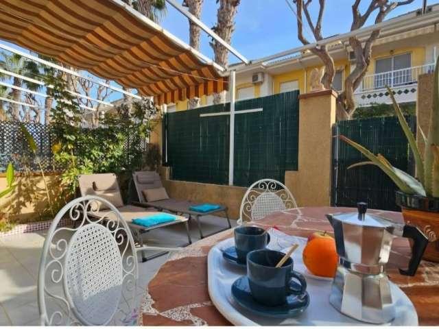 Piso de 2 habitaciones en alquiler en Santa Pola, Alicante