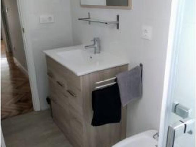 Piso de 2 habitaciones en alquiler en Vigo, gastos incluidos