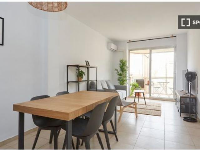 Piso de 2 habitaciones en alquiler en Vila de Gràcia, gastos incluidos