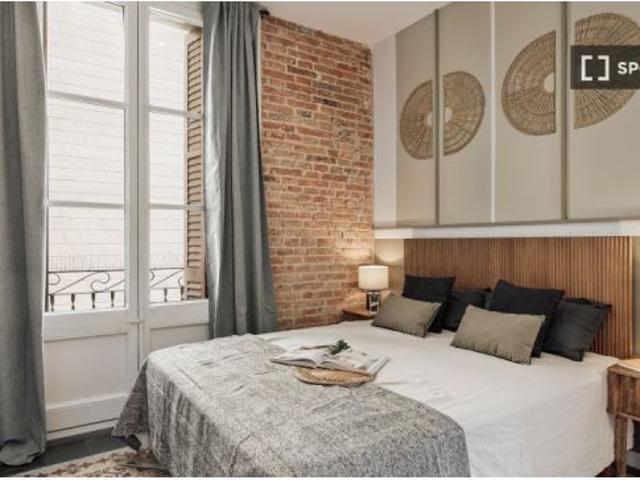 Piso de 2 habitaciones en alquiler en Vila de Gràcia, profesionales o parejas