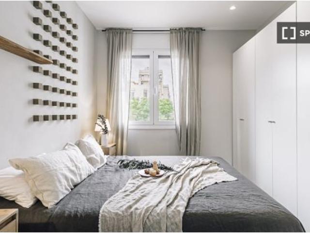 Piso de 2 habitaciones en alquiler en Vila de Gràcia, se admiten mascotas