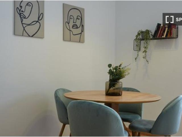 Piso de 2 habitaciones en alquiler en Vila de Gràcia, todos los gastos incluidos