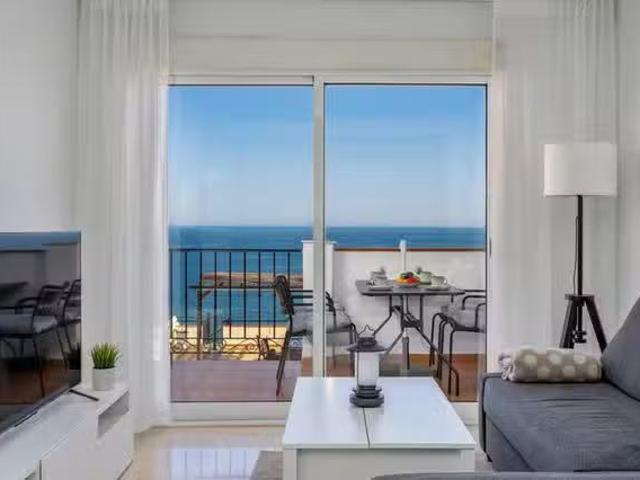 Piso de 2 habitaciones en Benalmádena