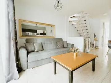 Piso de 2 habitaciones en Callao Salvaje