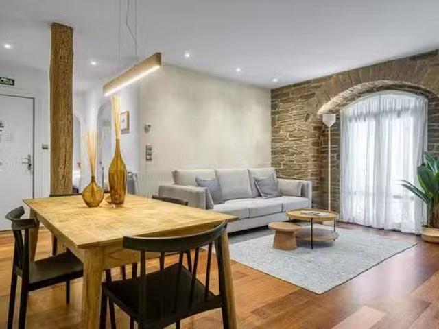 Piso de 2 habitaciones en Donostia / San Sebastián