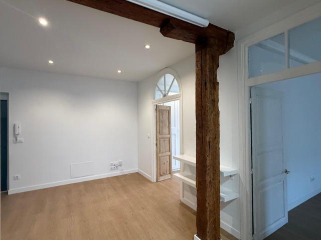 Piso de 2 habitaciones en el centro de Santander