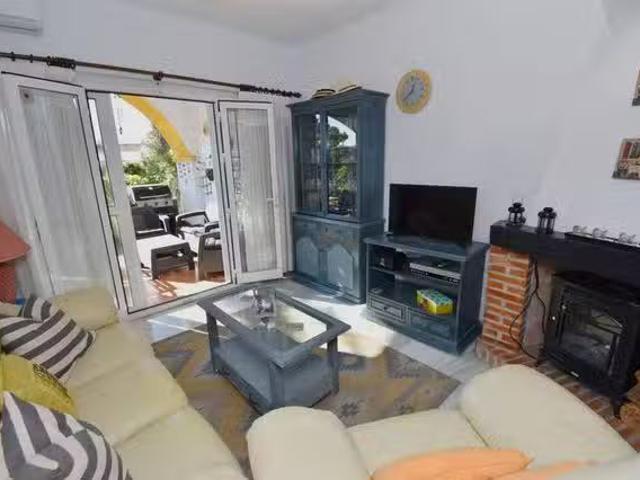 Piso de 2 habitaciones en Sitio de Calahonda