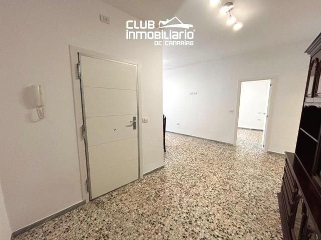 Piso de 2 habitaciones en Taco semi amueblado