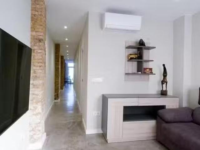 Piso de 2 habitaciones en Valencia