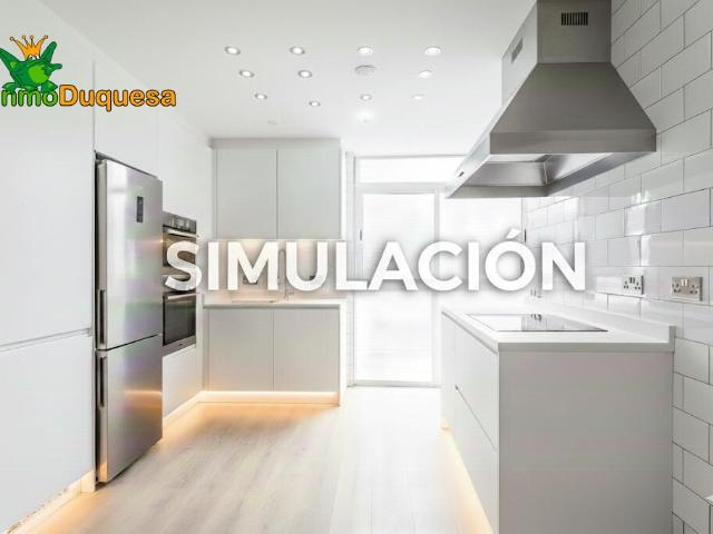 Piso de 3 dorm. + 2 baños Para reformar