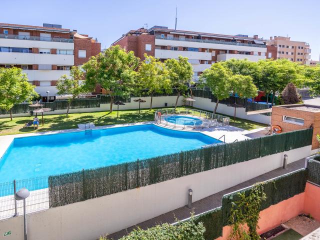 Piso de 3 dorm. con garaje en Nuevo Bulevar de Mairena del Aljarafe