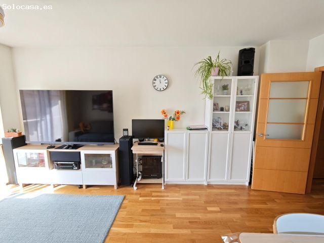 PISO DE 3 DORMITORIOS, 2 BAÑOS, PARKING Y TRASTERO EN PARQUE LITORAL, MÁLAGA