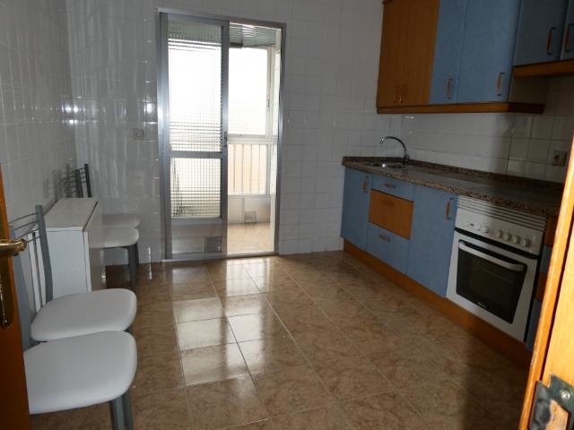 piso de 3 dormitorios con calefaccion central en principe de asturias
