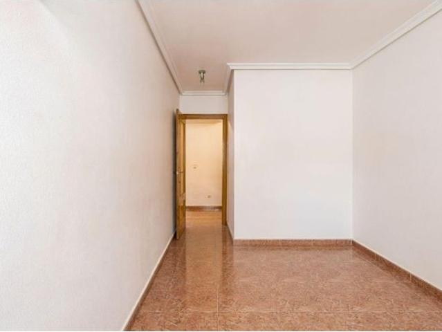 Piso de 3 dormitorios con garaje incluido en el Infante, Murcia