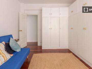 Piso de 3 dormitorios en alquiler en Algorta, Bilbao
