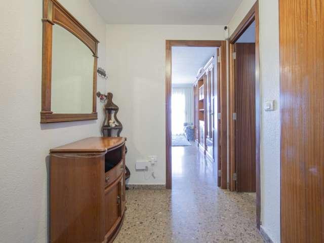 Piso de 3 dormitorios en alquiler en Malilla, Valencia