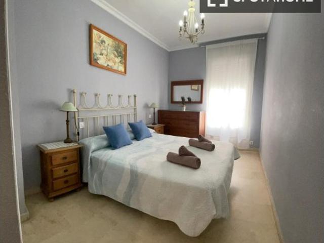 Piso de 3 dormitorios en alquiler en San Bernardo, Sevilla