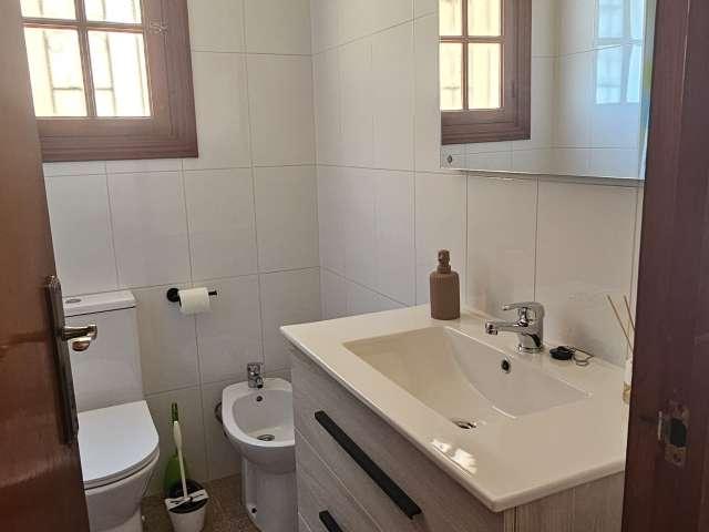 Piso de 3 dormitorios en alquiler en Santa Pola, Alicante