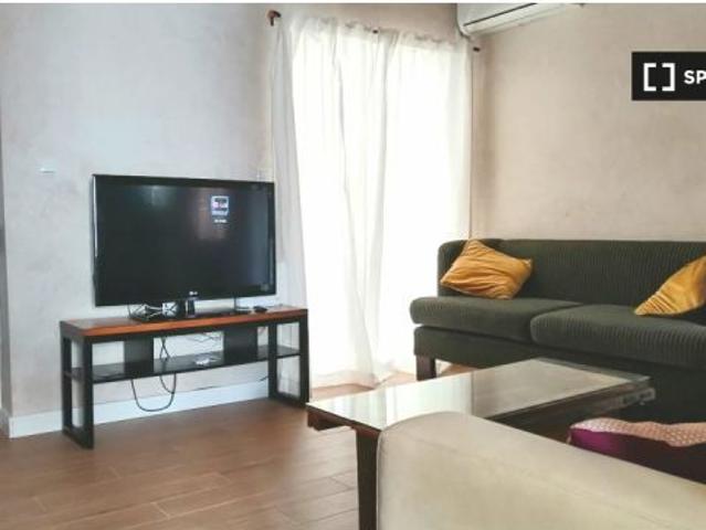 Piso de 3 dormitorios en alquiler en Sevilla