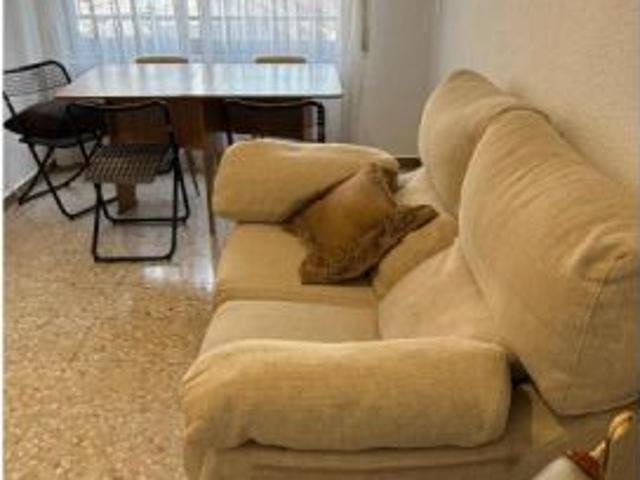 Piso de 3 dormitorios en alquiler en Zaragoza