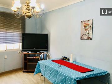 Piso de 3 dormitorios en alquiler en Zaragoza