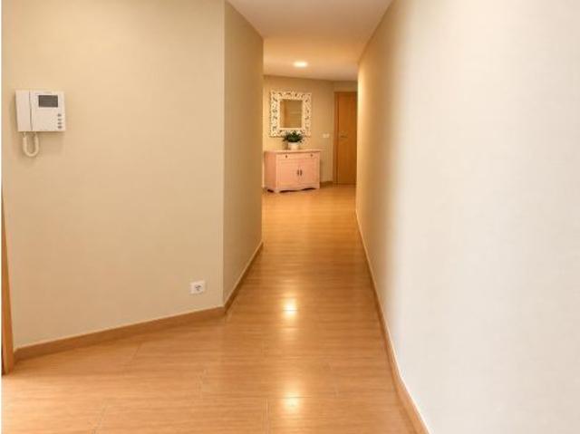 Piso de 3 dormitorios en Boiro