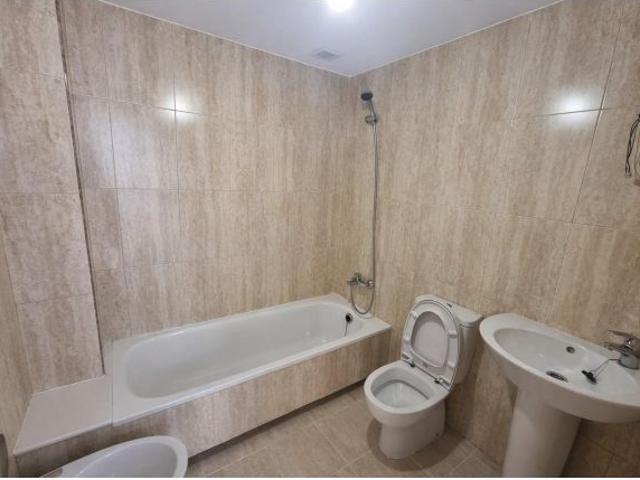 Piso de 3 DORMITORIOS y 2 BAÑOS CON ASCENSOR EN PONTECESURES