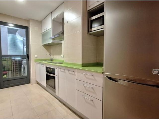 Piso de 3 dormitorios y 2 baños con Piscina Comunitaria en Cabezo de Torres