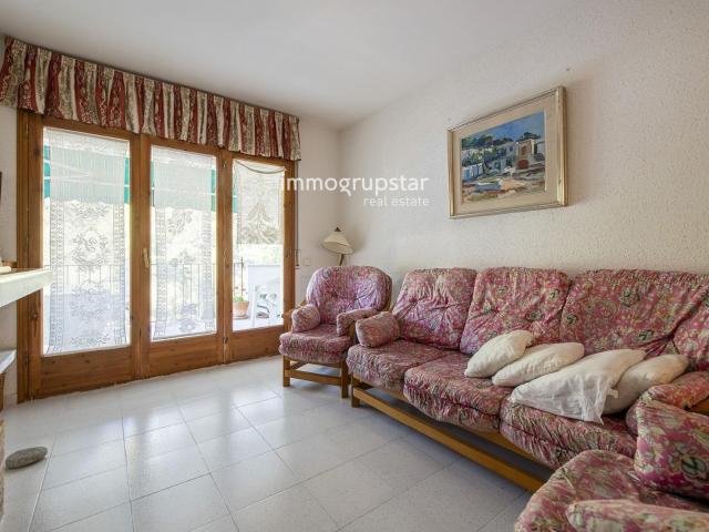 Piso de 3 hab con piscina a 5min de la playa Tamariu 95m² Tamariu